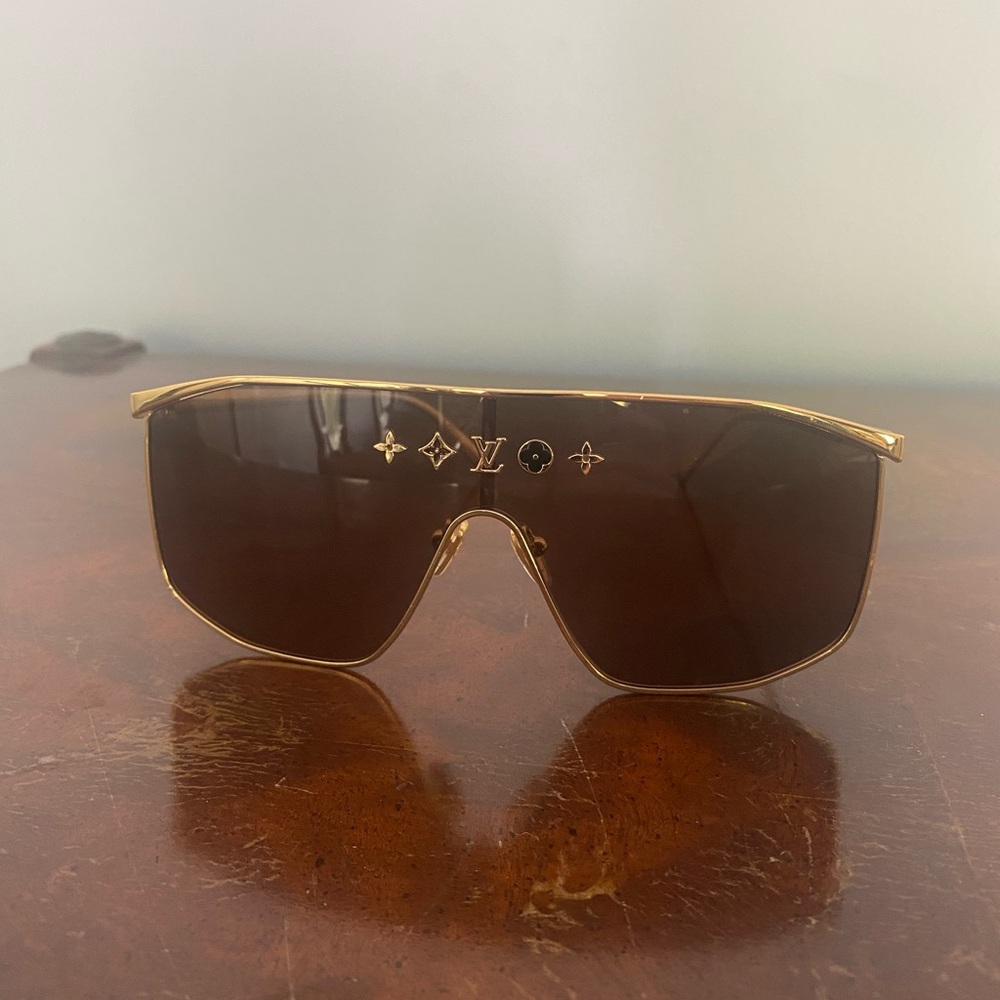 LV Golden Mask Sunglasses